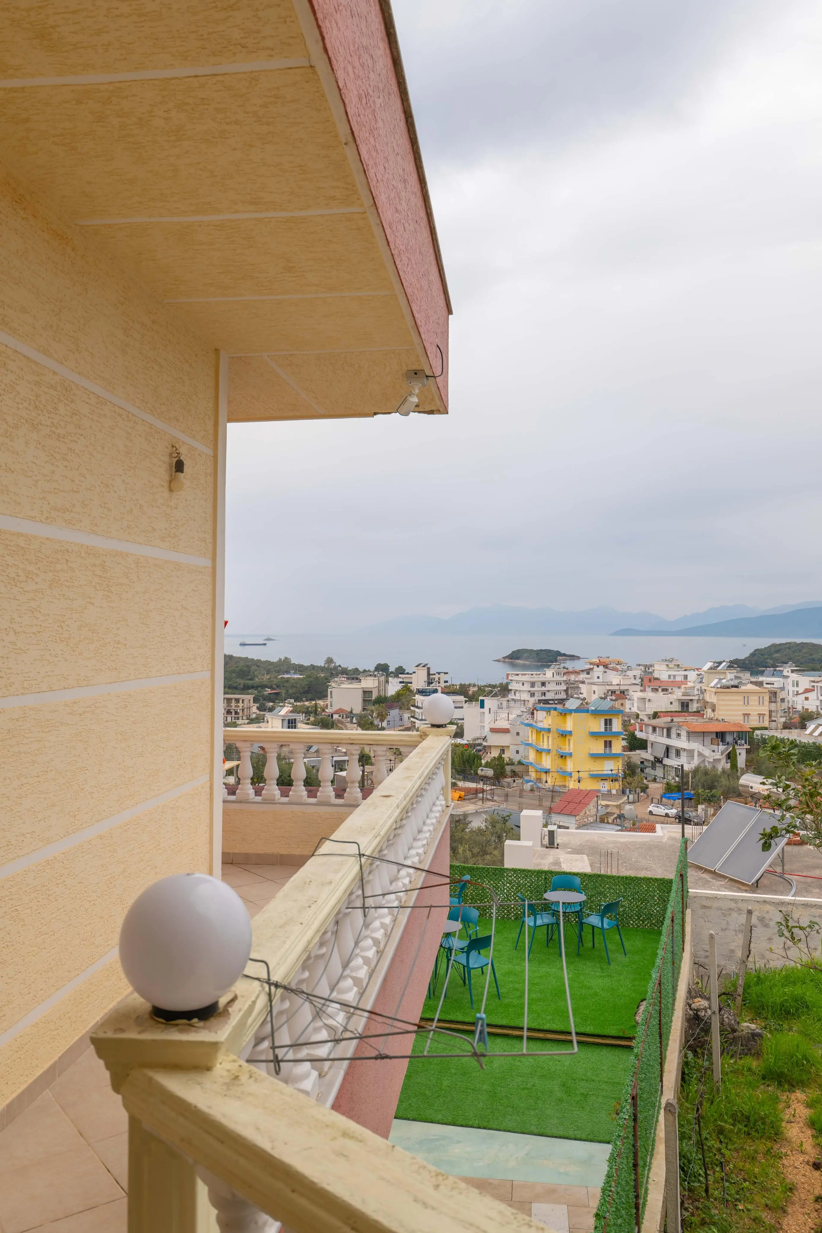 img_id_674820.58.59 AM.webp